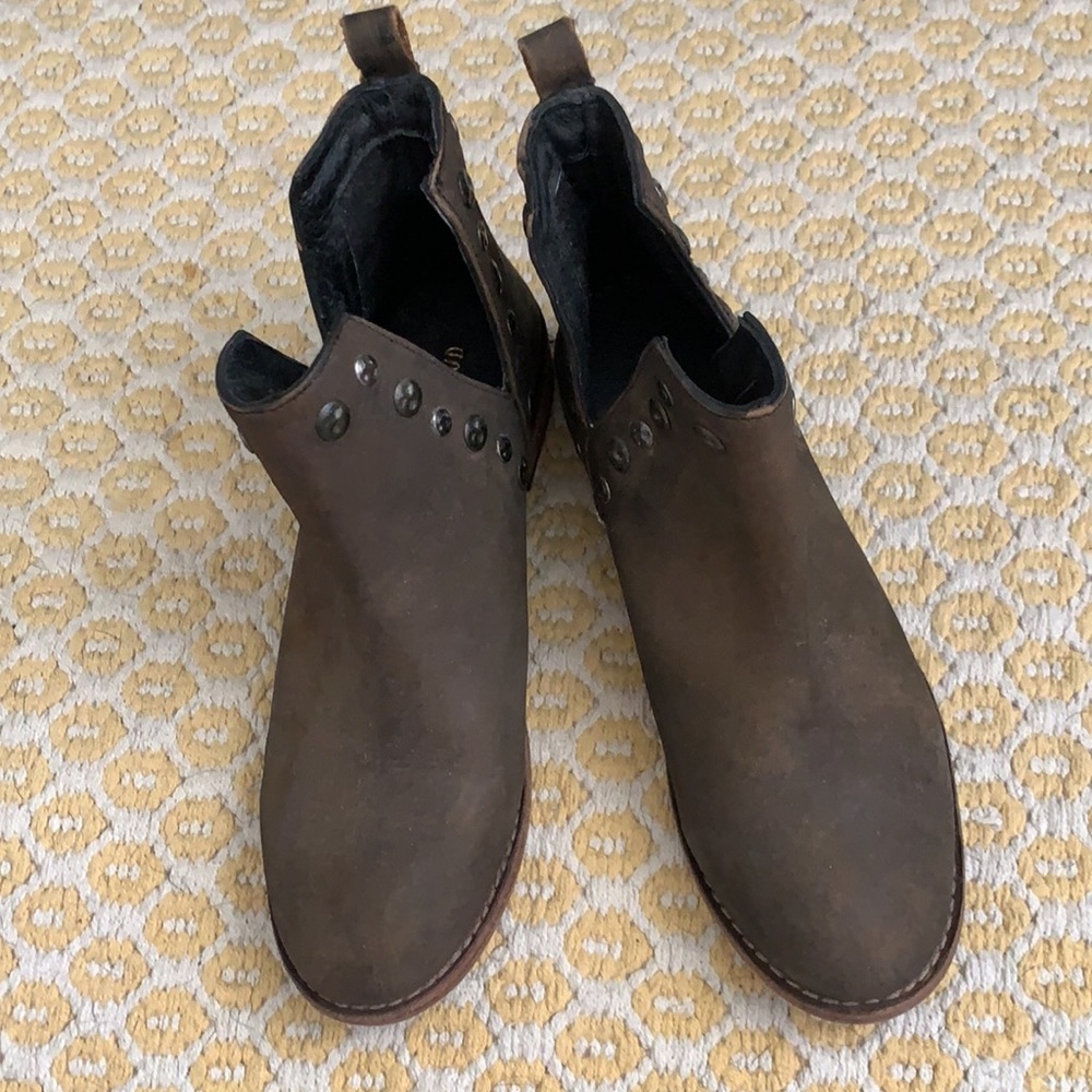 Musse & Cloud women's 7 booties ankle roaster
